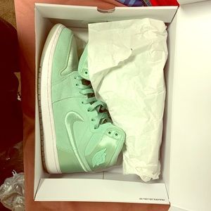 Women’s air Jordan’s 1 retro high